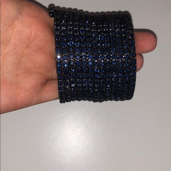 Bangle bracelet - Picture 3 of 5